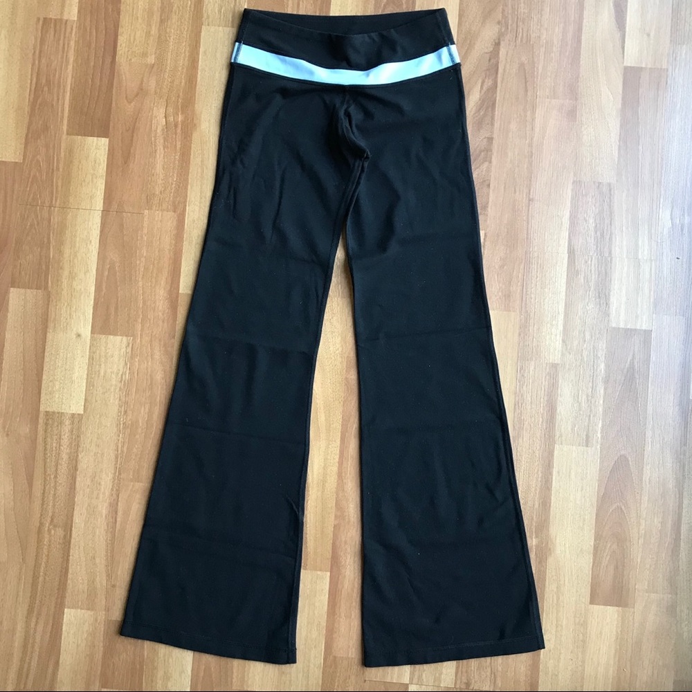 Lululemon Groove pants